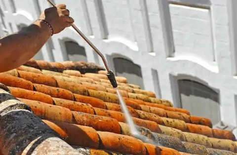 Nettoyage de toitures - Isles-les-Meldeuses